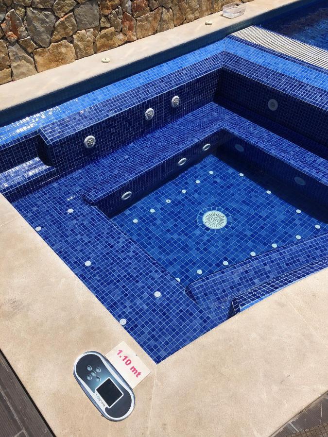 Full Private 300Sqm Villa Jacuzzi Heated Pool Ideal & Quiet Location Albufeira Eksteriør bilde