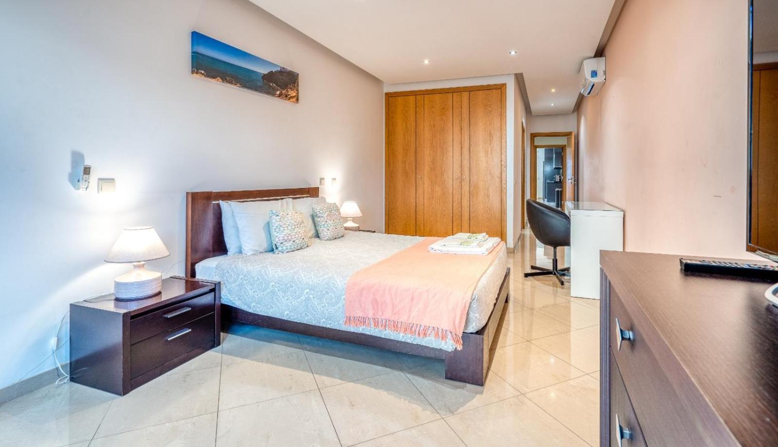 Full Private 300Sqm Villa Jacuzzi Heated Pool Ideal & Quiet Location Albufeira Eksteriør bilde