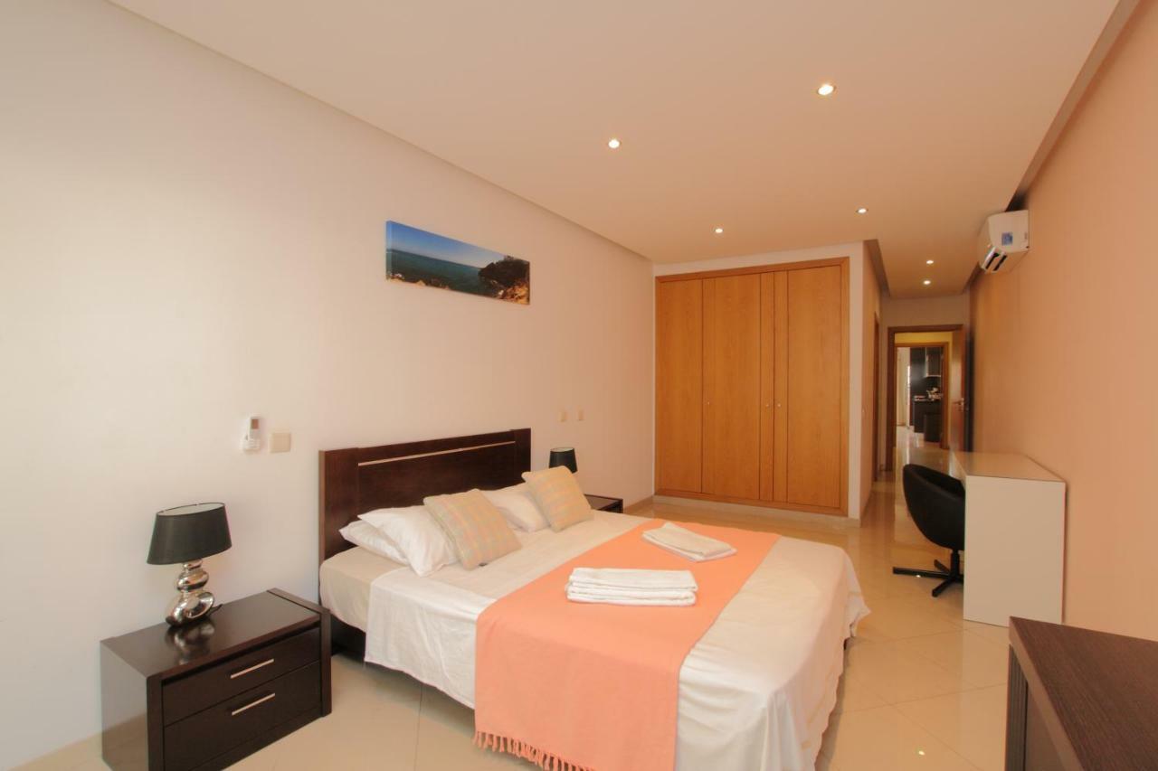 Full Private 300Sqm Villa Jacuzzi Heated Pool Ideal & Quiet Location Albufeira Eksteriør bilde