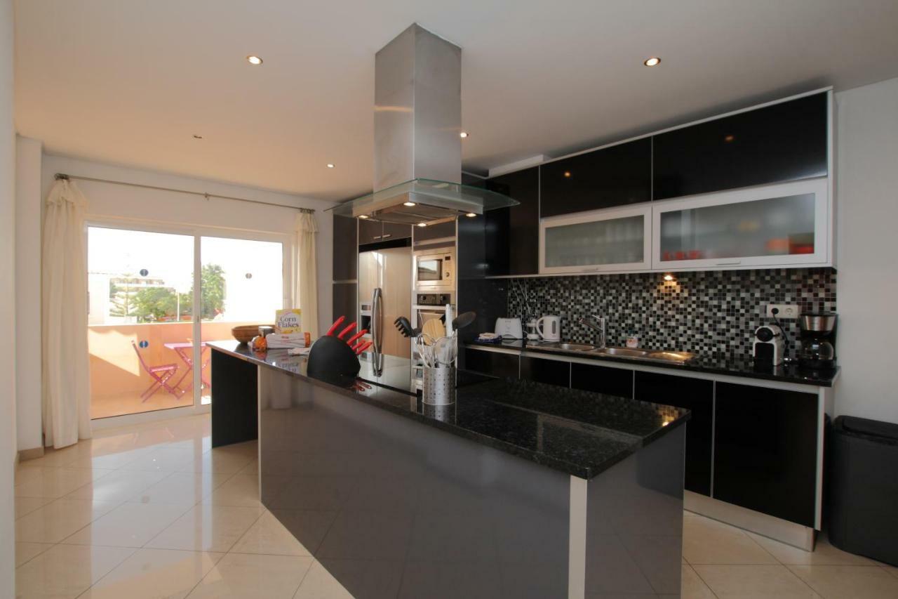 Full Private 300Sqm Villa Jacuzzi Heated Pool Ideal & Quiet Location Albufeira Eksteriør bilde